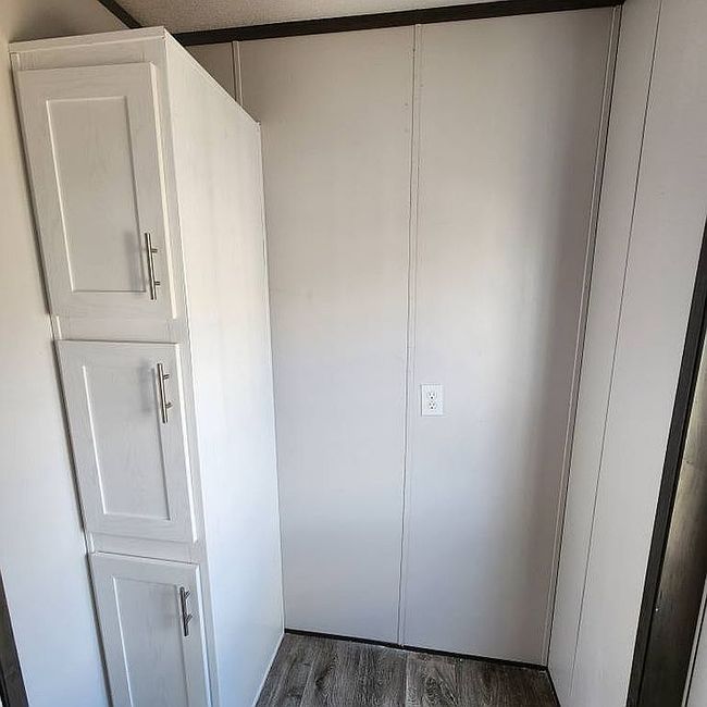 Image of 215 E Coronado Ln