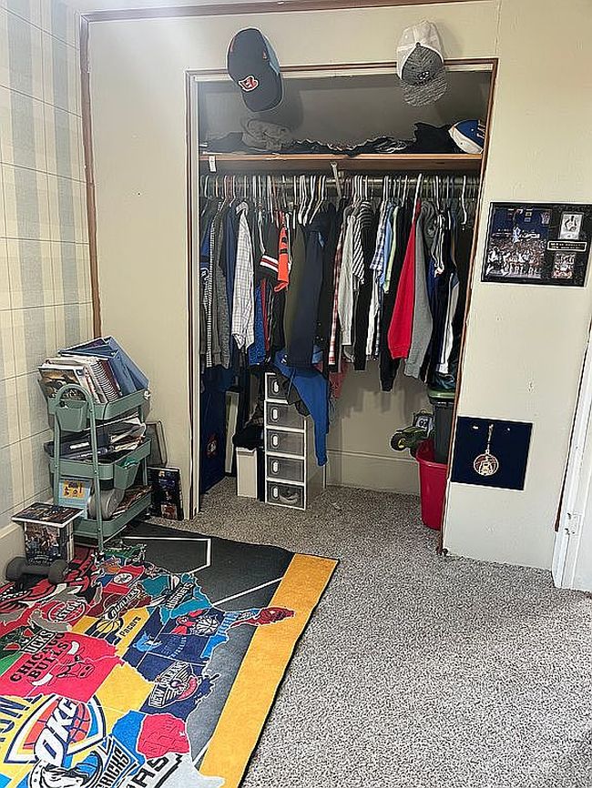 Image of 9637 Yates Rd