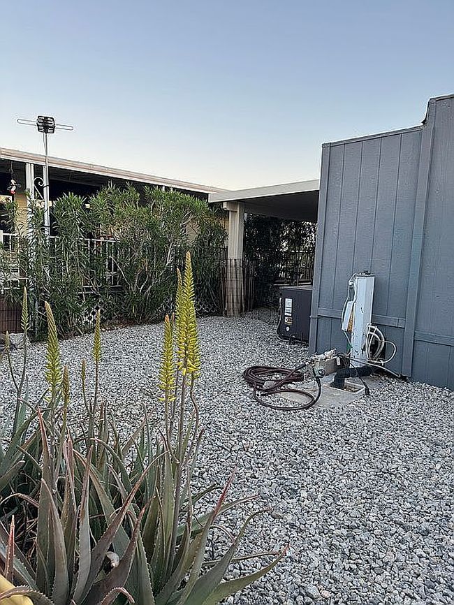 Image of 16400 Bubbling Wells Rd #85