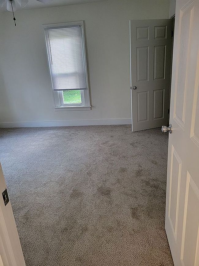 Photo of 815 Hazlett Ave, Brackenridge, PA
