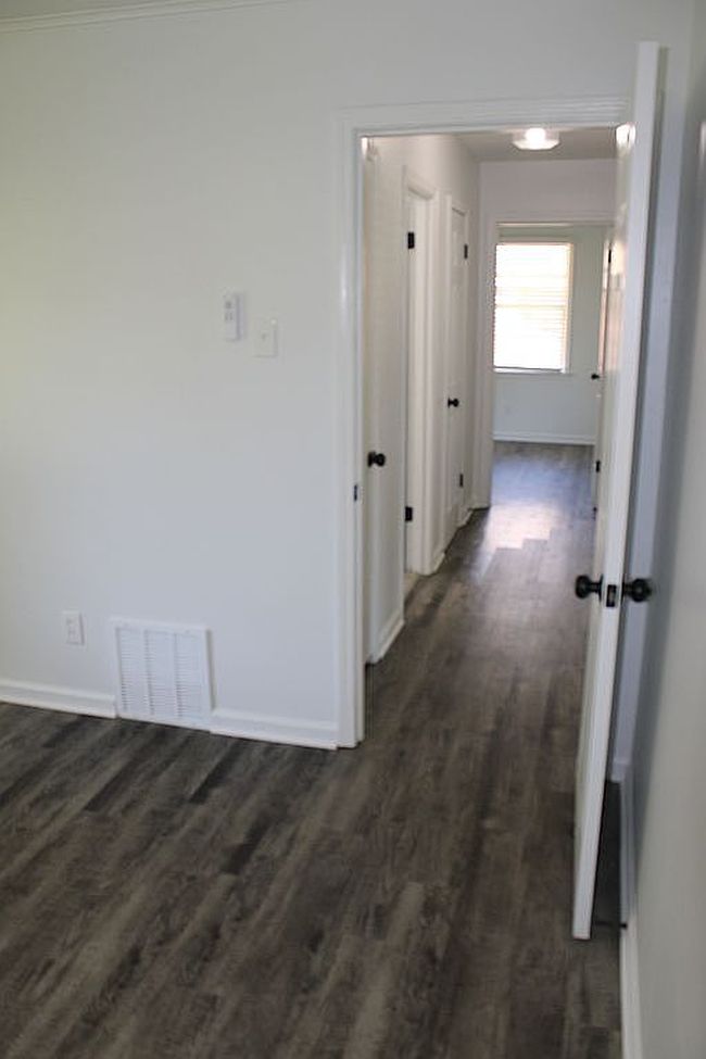 Image of 3841 Joest Dr