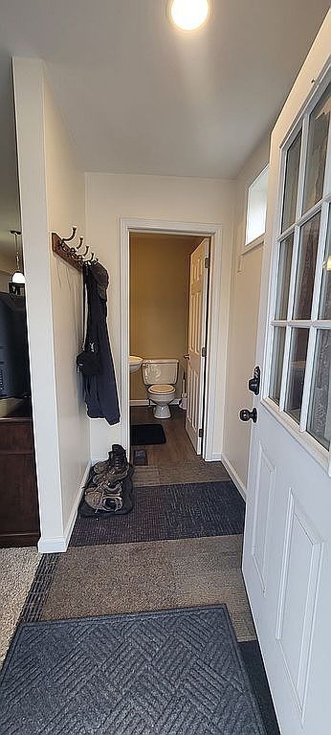 Additional photo 3 of property located at 571 E Main St