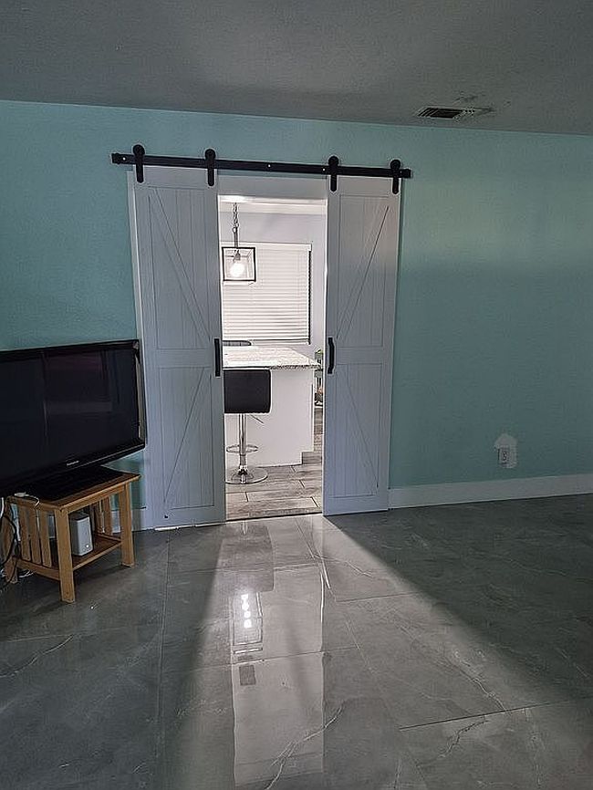 Image of 6920 Corkwood Rd