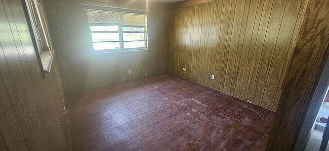 Photo of 2106 E Main St, Wilburton, OK