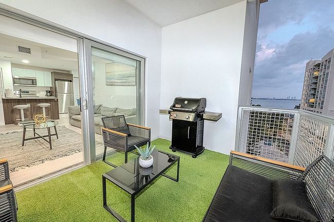 Image of 481 Ne 29th St #604