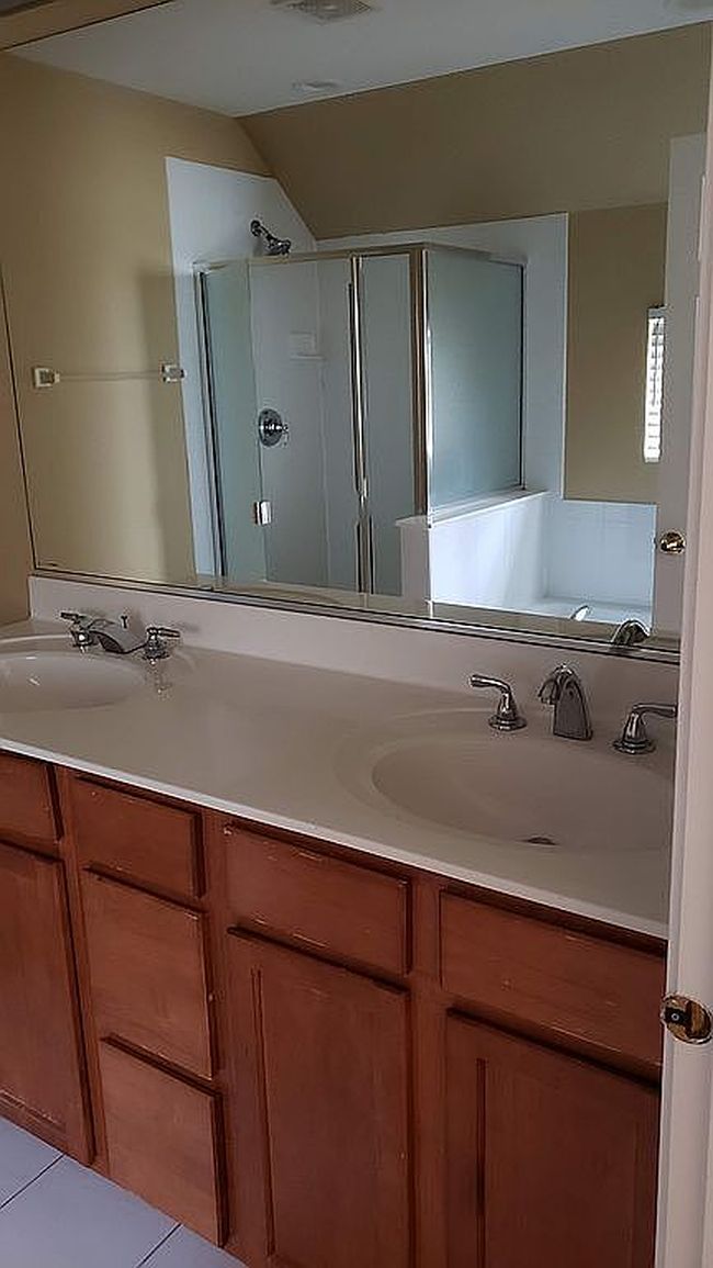 Additional photo 1 of property located at 2331 Poppy Ln