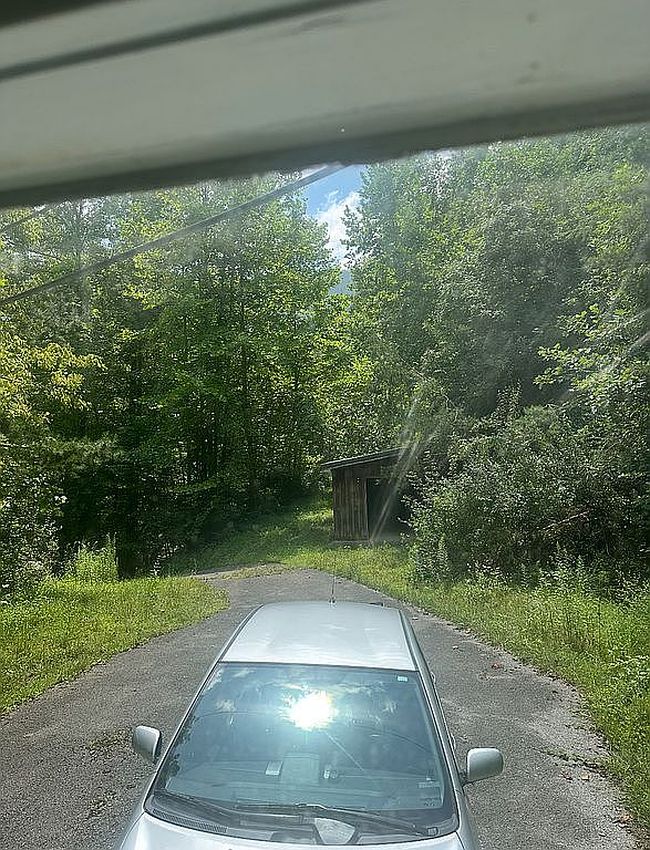 Photo of 16092 Elkhorn Crk, Shelby Gap, KY