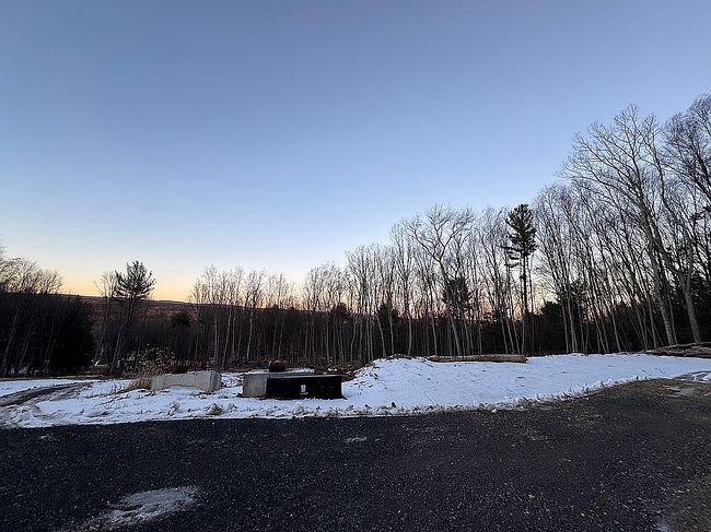Photo of 596 Mountain View Dr, Gilbert, PA