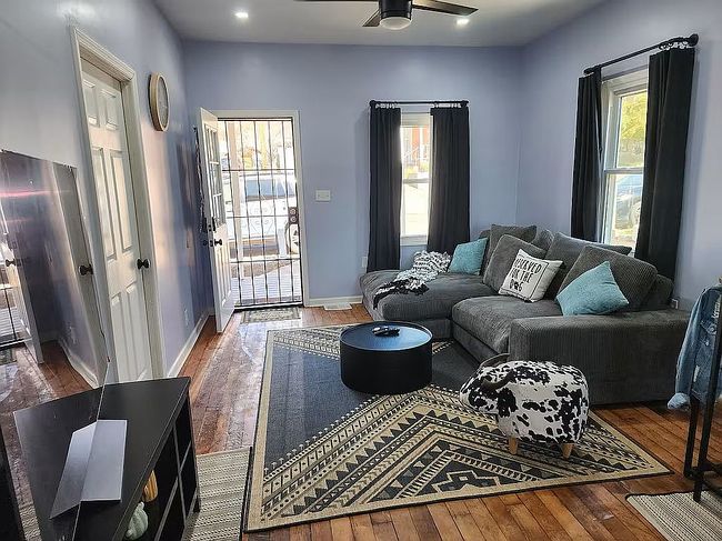 Photo of 187 W Copper St, Superior, AZ