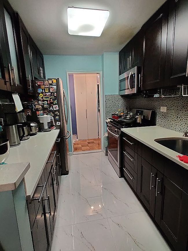 Photo of 8615 Broadway Apt 12K, Flushing, NY