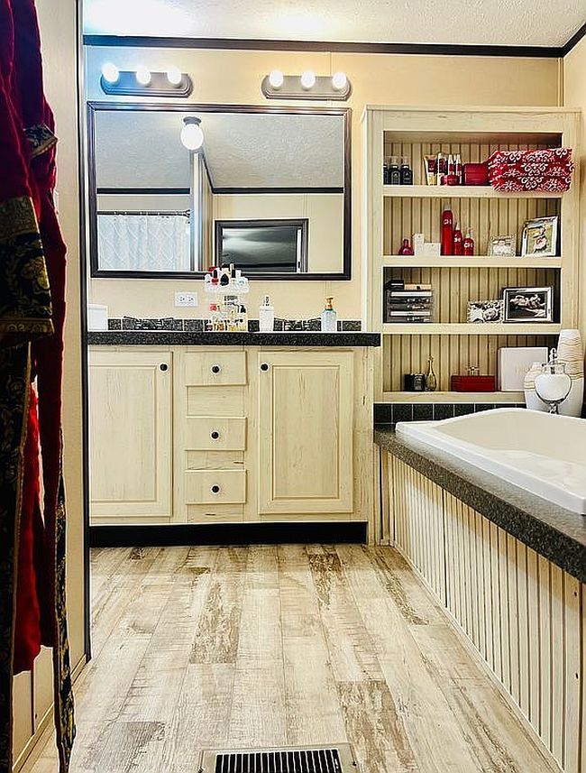 Additional photo 2 of property located at 1402 Grambling St