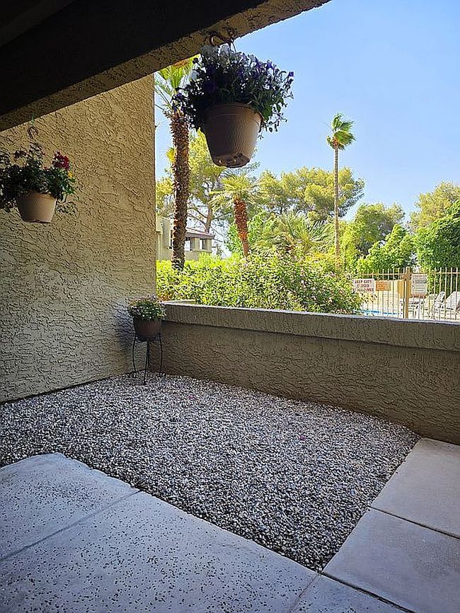 Image of 4050 E Cactus Rd Unit 107