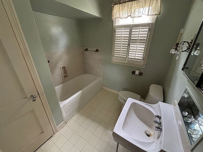 Image of 216 W Northern Ave