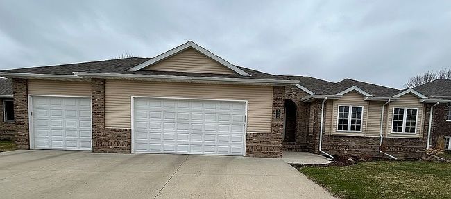 1908 16th Ct W, Williston, ND