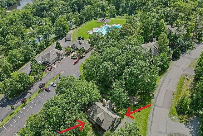 Photo of 111 High Mountain Ln, Tannersville, PA