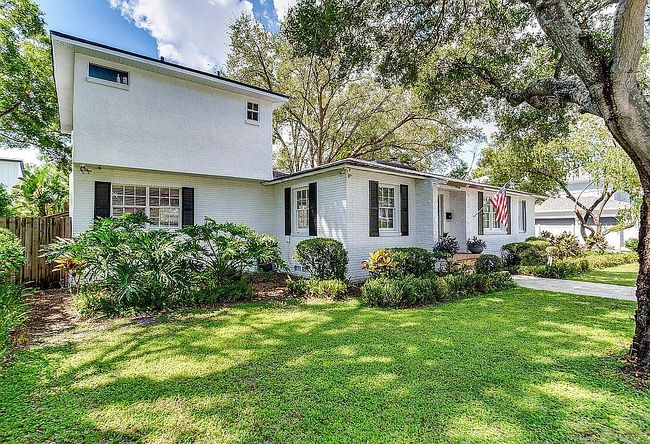 Additional photo 3 of property located at 3714 W Palmira Ave