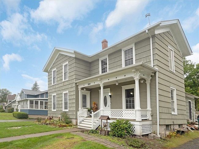 Preview of property located at 3705 S Main St
