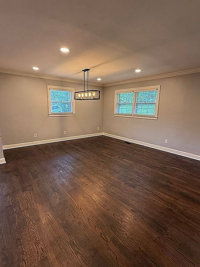 Additional photo 1 of property located at 4 Edgewood Dr