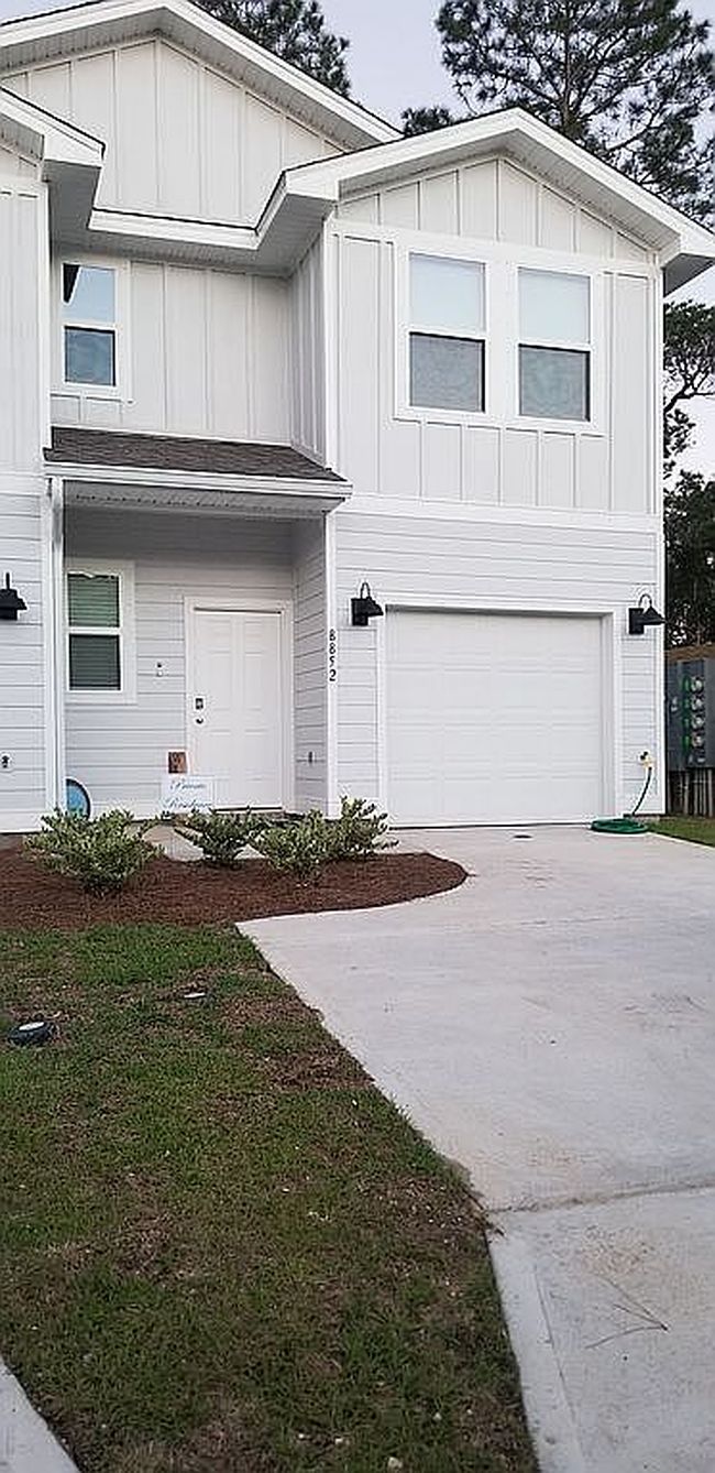 Photo of 8852 Brigade Trl, Pensacola, FL