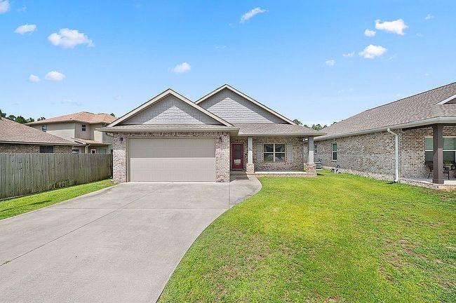 Preview of property located at 725 Upper Heron Way