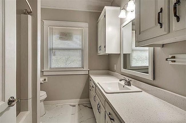 Photo of 110 Pembroke Ln, Wichita Falls, TX