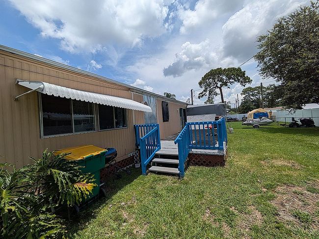 Additional photo 2 of property located at 2751 Burrows Ave