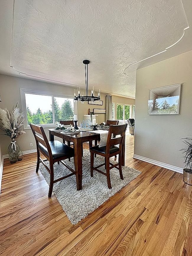 Additional photo 2 of property located at 4575 Eagle Crest Rd Nw