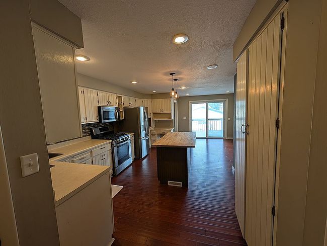 Photo of 4706 W 6th St, Duluth, MN