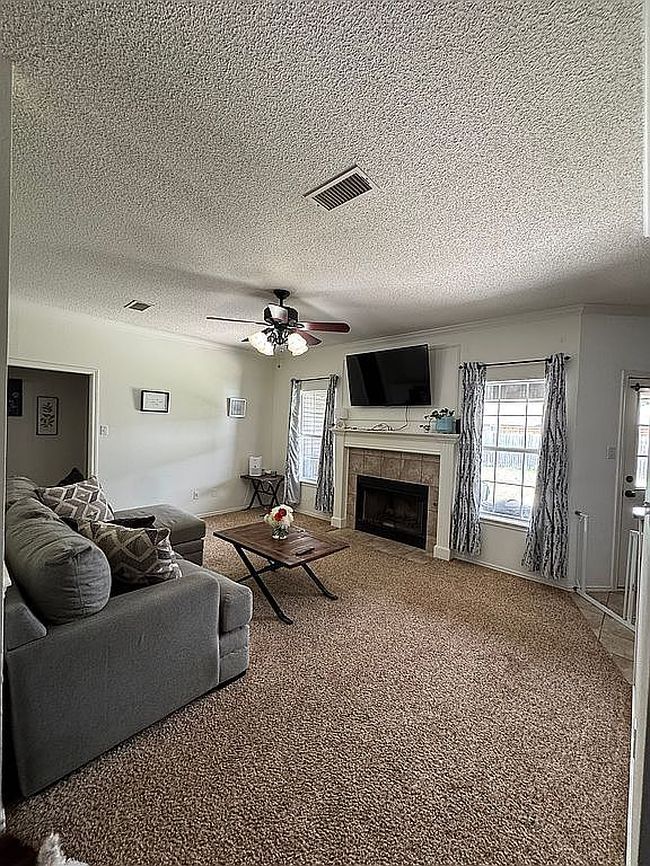Image of 713 8th St
