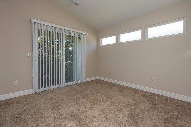 Photo of 604 Summerwood Dr, Medford, OR