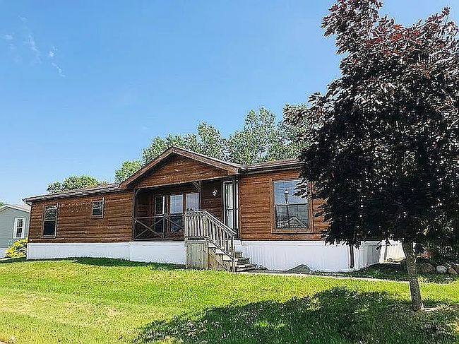 Photo of 403 Bridle Path, Grand Blanc, MI