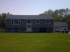 Preview of property located at 233 Skycrest Dr