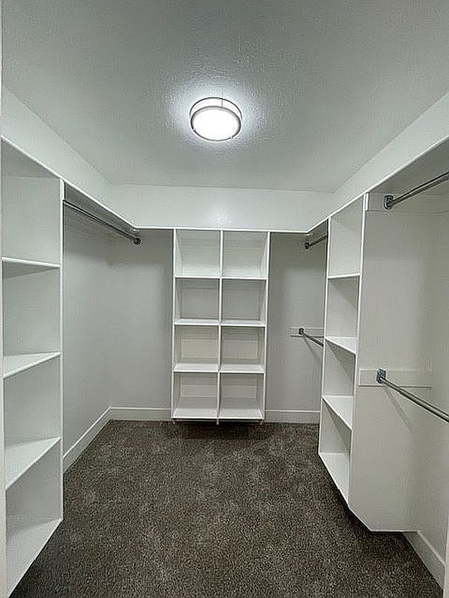 Photo of 2415 E Arnett Dr, Salt Lake City, UT