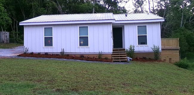 Photo of 1912 Gill Rd, Mobile, AL
