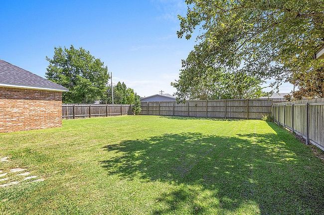 Additional photo 3 of property located at 2101 La Cache Dr