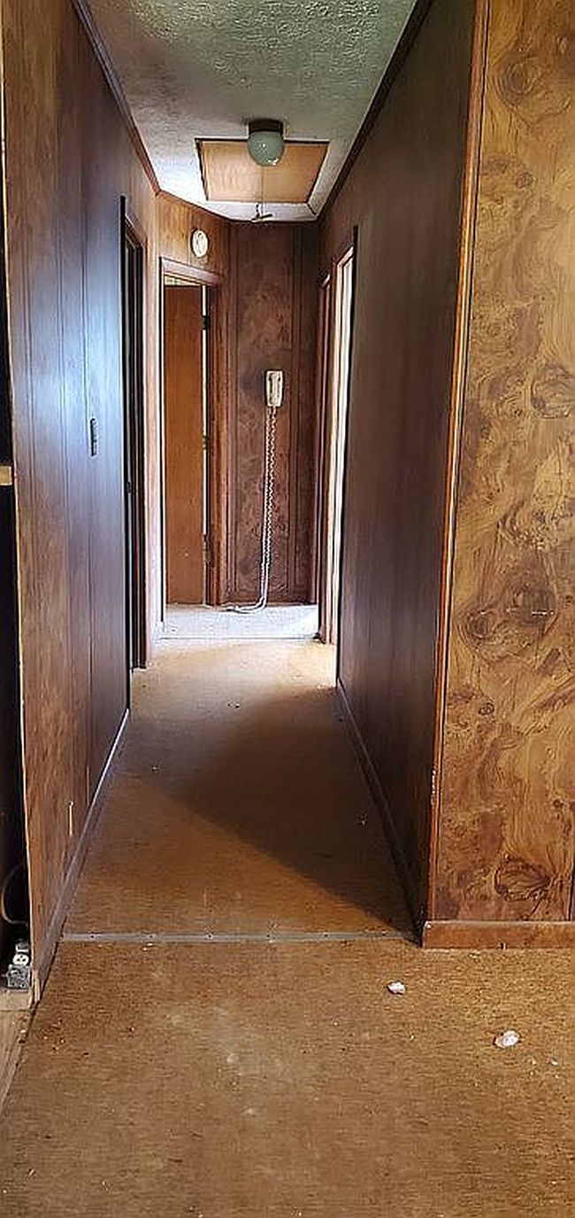 Additional photo 2 of property located at 18 Banther Dr