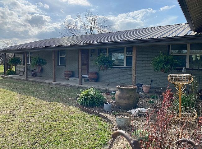 Photo of 422985 E 1080th Rd, Checotah, OK