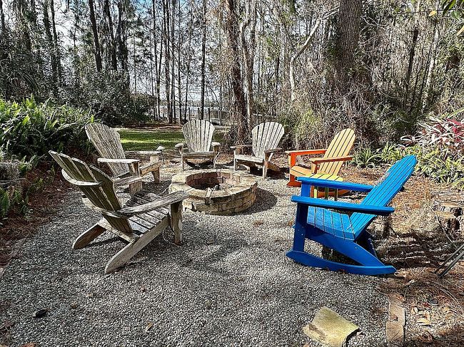 Image of 2750 Lee Shore Loop