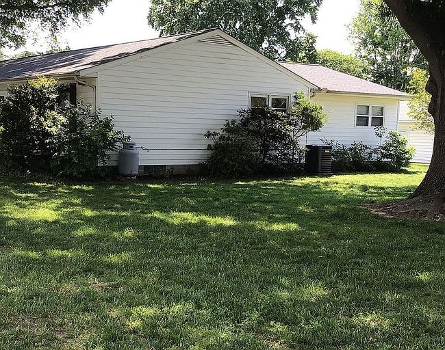 Additional photo 1 of property located at 390 Cross St