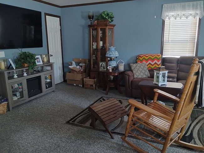 Additional photo 1 of property located at 1478 Fountain Dr