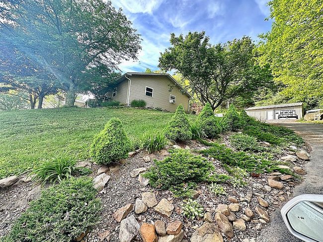 Photo of 147 Timber Ridge Dr, Buckhannon, WV