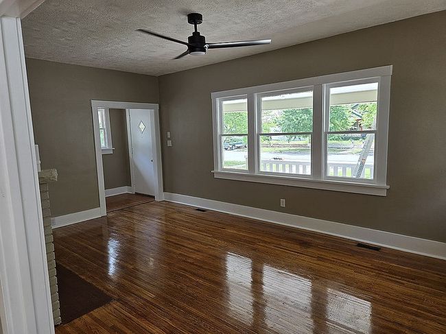 Image of 120 W 17th Ave