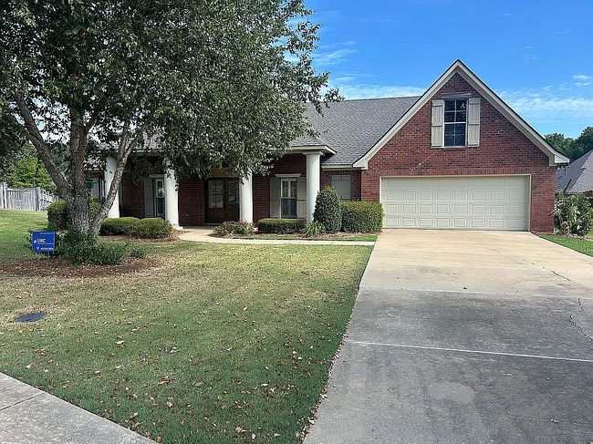 Photo of 208 Tifton Dr
