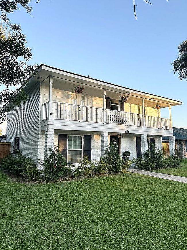 Preview of property located at 201 Raywood Dr