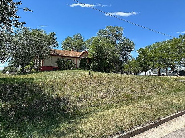 Photo of 342 N 19th St, Hot Springs, SD