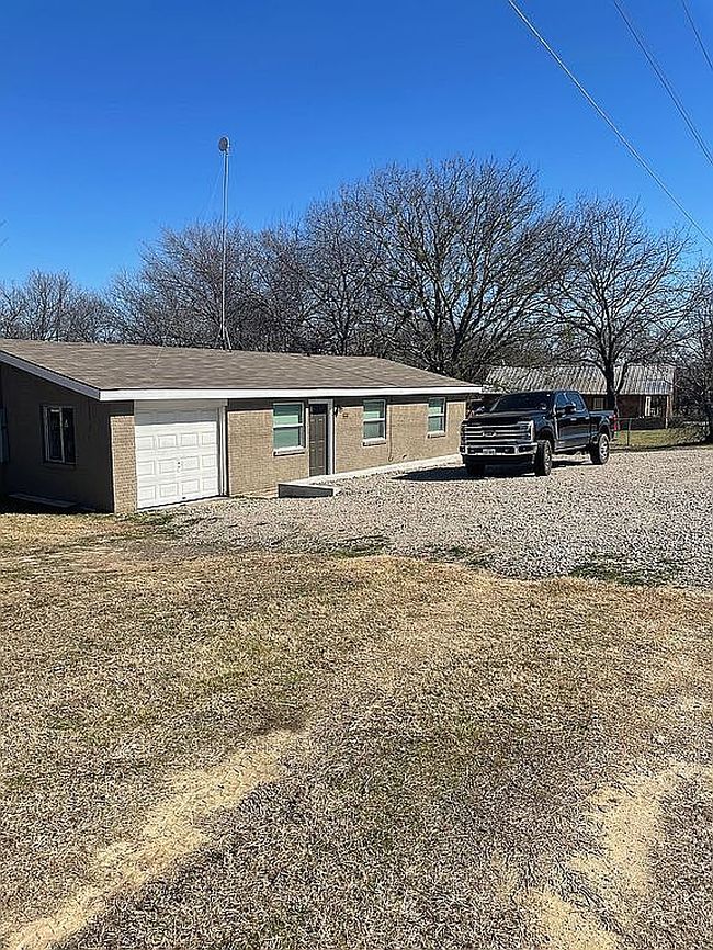 Image of 2704 Fm 920