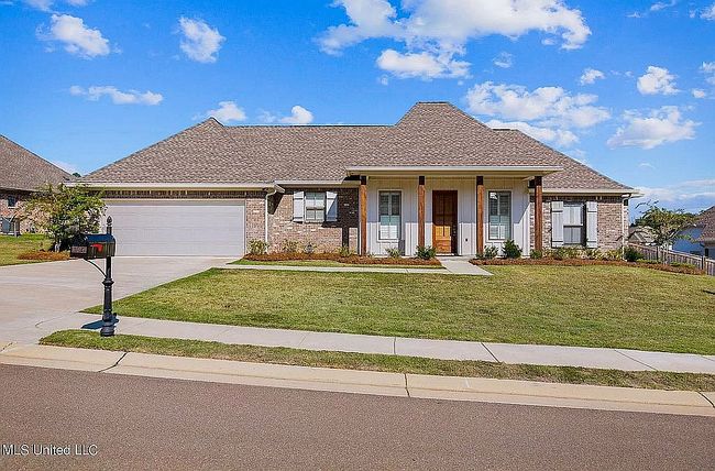 Image of 104 Hampton Ln
