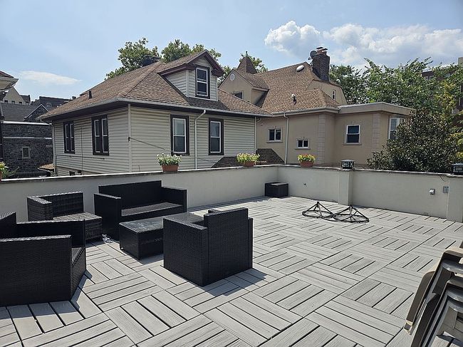 Image of 225 73rd St