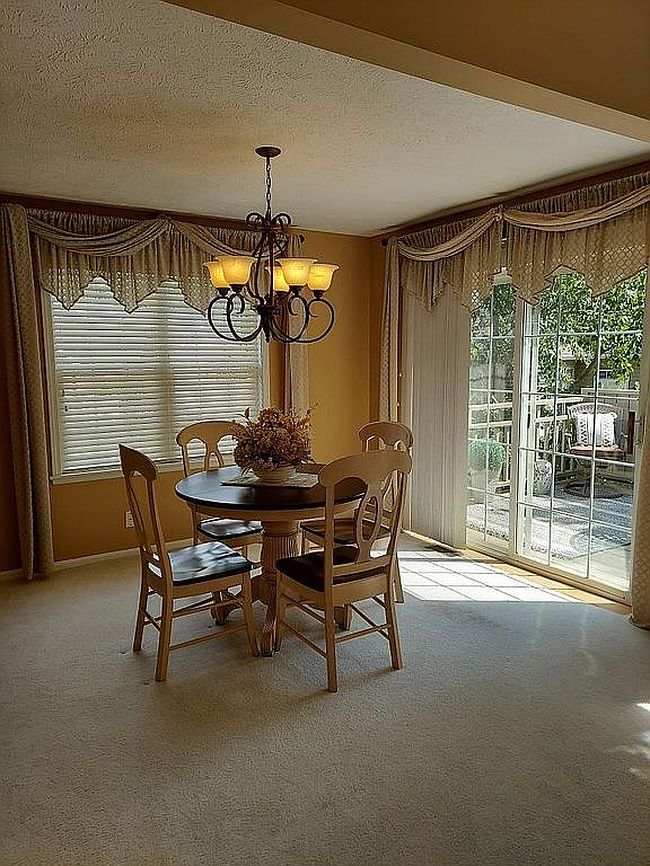 Photo of 4515 High Vista Cir Ne, Canton, OH