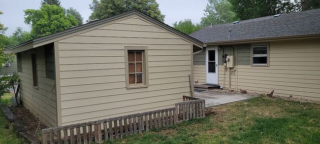 Additional photo 2 of property located at 601 E Coy Dr